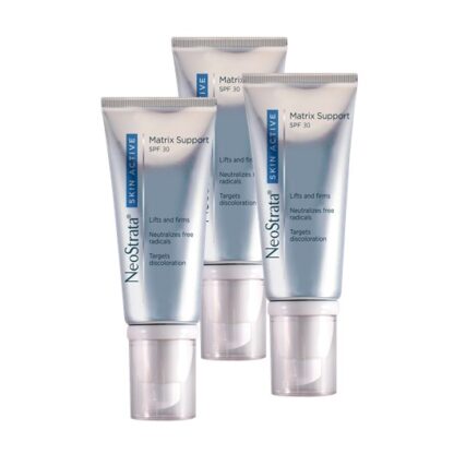 Neostrata Skin Active Matriz SPF30 50ml, creme concentrado reestruturante para o cuidado diário do fotoenvelhecimento de todos os tipos de pele. Formulado com ingredientes específicos para a remodelação do suporte cutâneo e redução das hiperpigmentações. Com SPF 30, para uma proteção solar efetiva.